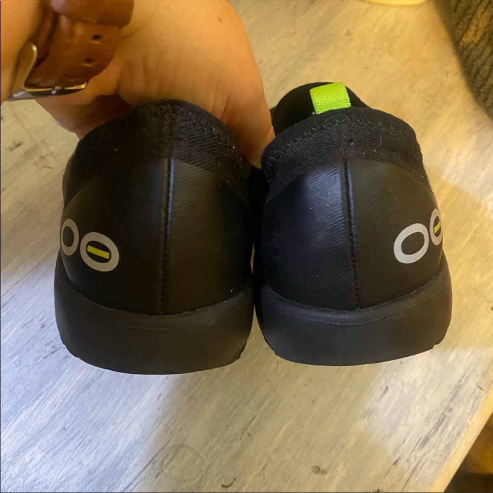 Oofos 6.5